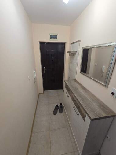 Închiriere - Apartament în Slaveîkov,  Burgas