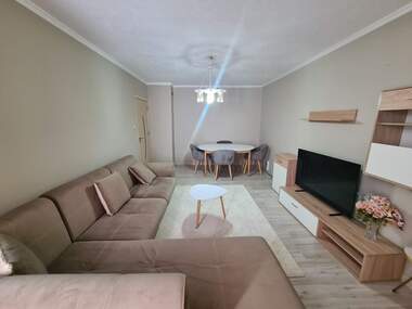 For sale - Apartment in Kamenni,  Haskovo