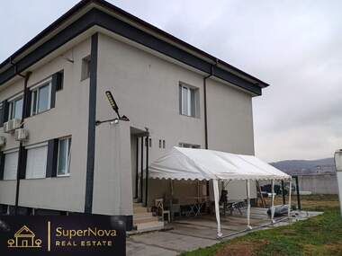 Vânzare - Hotel în Harmanli,  Haskovo
