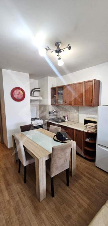 Miete - Wohnung in Pobeda,  Warna