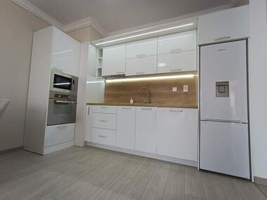 Miete - Wohnung in Izgrew,  Burgas