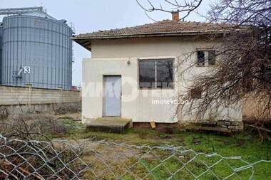 For sale - House in Valchi Dol,  Varna