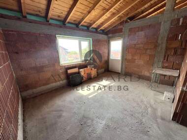 For sale - House in Brestovica,  Plovdiv