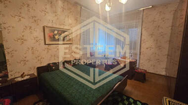 For sale - Floor of a house in Center,  Ruse