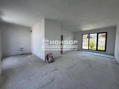 For sale - House in Belashtica,  Plovdiv