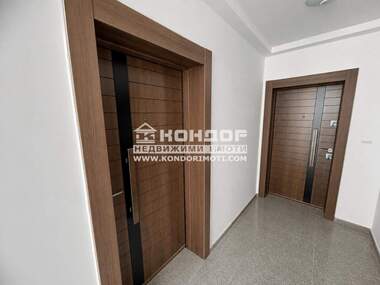 Vânzare - Apartament în Hristo Smirnenski,  Plovdiv