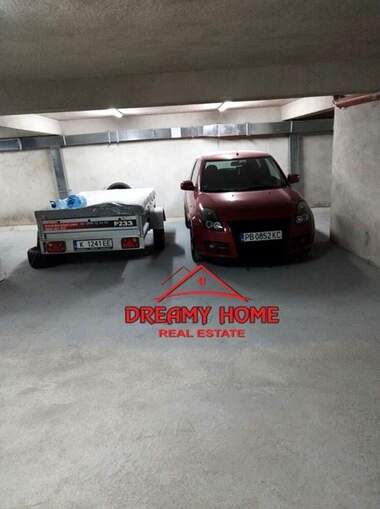 Kira - Garaj olarak Centar,  Karcali