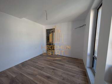Vânzare - Apartament în Vinița,  Varna