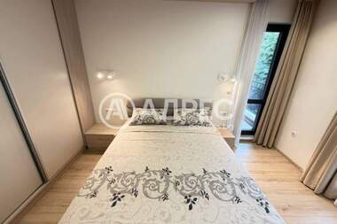 Închiriere - Apartament în Center,  Varna