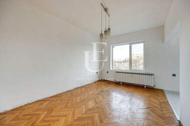 Vânzare - Apartament în Oboriștie,  Sofia