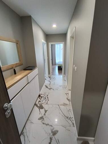 Închiriere - Apartament în Bratia Miladinovi,  Burgas