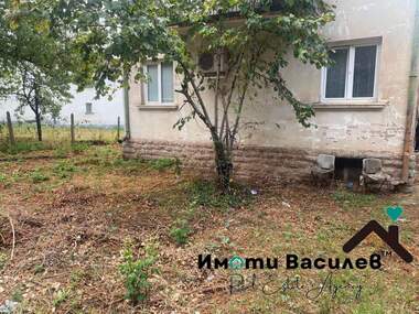 Продажба - Етаж от къща в Годеч,  София Област