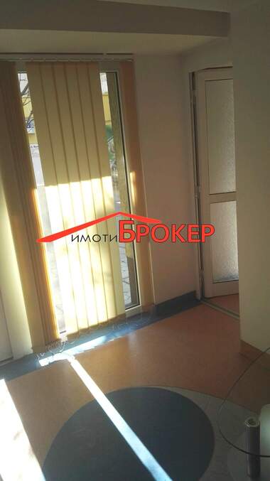 Satış - Diş ofisi/Ofis/Dükkan/Güzellik salonu olarak Centar,  Sliven