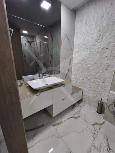 Închiriere - Apartament în Hristo Smirnenski,  Plovdiv