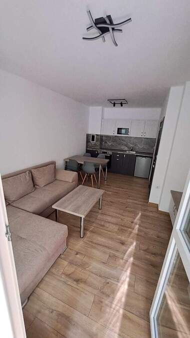 Miete - Wohnung in Izgrew,  Burgas