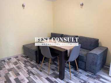 Închiriere - Apartament în Zdraveț Iztok,  Ruse