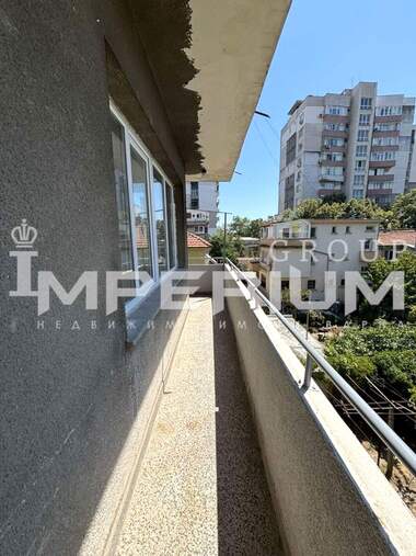 For rent - Office in Sportna zala,  Varna