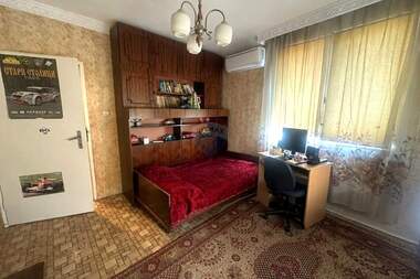 For sale - Apartment in Matematicheskata gimnazia,  Shumen