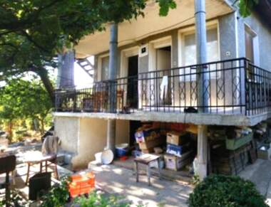 For sale - House in Izhod Ruse - Sofia,  Ruse
