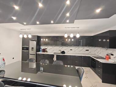 Vânzare - Apartament în Kazanlăk,  Stara Zagora
