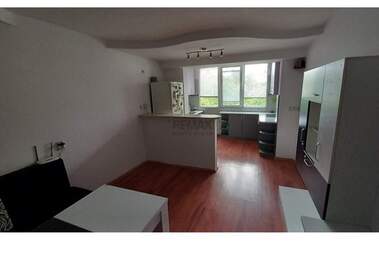 Продажба - Апартамент в Орел,  Разград