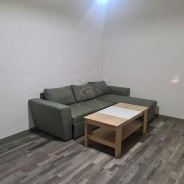 Închiriere - Apartament în Izgrev,  Plovdiv