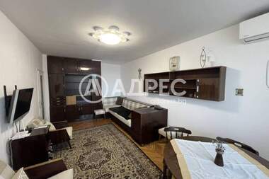 Ενοίκιο - Διαμέρισμα σε Спортна зала,  Варна