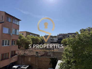 Vânzare - Apartament în Zimno kino Trakia,  Varna