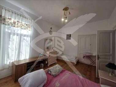 Închiriere - Etaj din casă în Center,  Plovdiv