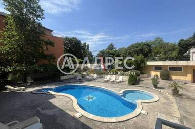 For sale - Apartment in k.k. Chayka,  Varna
