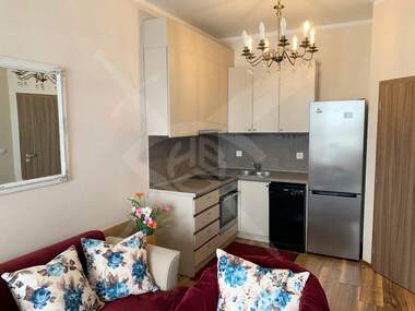 Miete - Wohnung in Lazur,  Burgas