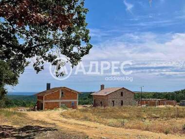 For sale - House in Priseltsi,  Varna