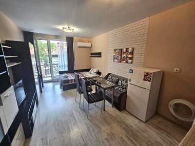 Miete - Wohnung in Mladejki halm,  Plowdiw