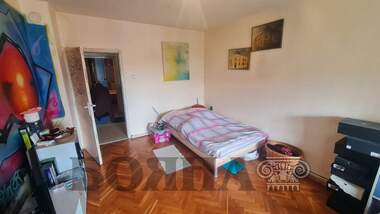 Vânzare - Apartament în Center,  Ruse