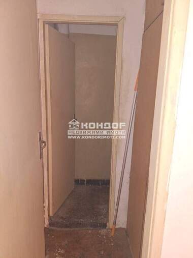 Продажба - Апартамент в Кючук Париж,  Пловдив