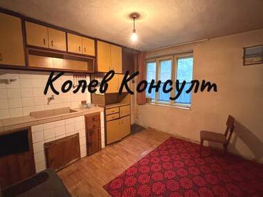 Продажа - Этаж дома в Куба,  Хасково