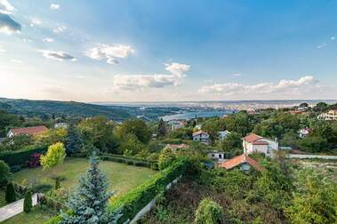 Продажба - Къща в Галата,  Варна