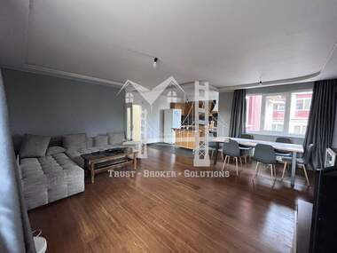 Vânzare - Apartament în Mladost-2,  Sofia