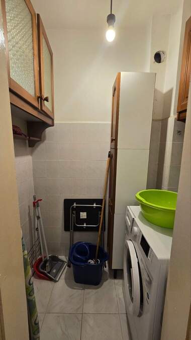Închiriere - Apartament în Văzrajdane,  Burgas