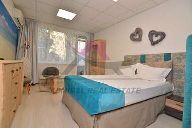 Închiriere - Apartament în VINS - Ceerven ploștiad,  Varna