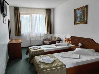 Vânzare - Hotel în Aprilți,  Lovece