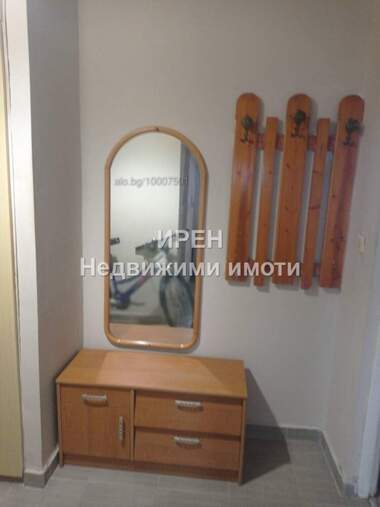 Vânzare - Apartament în Iztok,  Iambol