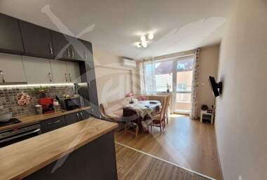 Închiriere - Apartament în Văzrajdane 1,  Varna