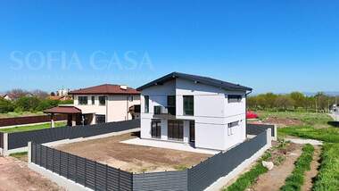 Продажба - Къща в Гара Елин Пелин,  София Област