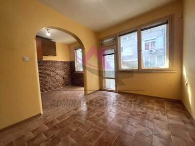 For rent - Apartment in Liatno kino Trakia,  Varna