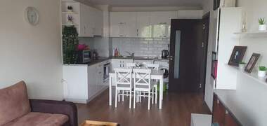 Închiriere - Apartament în Mladejki hălm,  Plovdiv