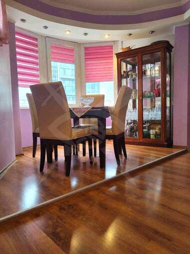 Vânzare - Apartament în Izgrev,  Burgas
