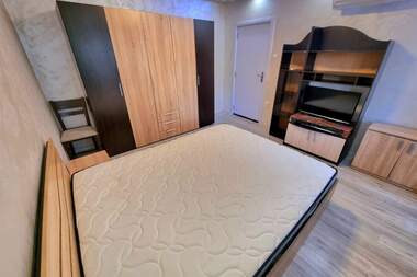 Продажа - Квартира в Здравец Изток,  Русе