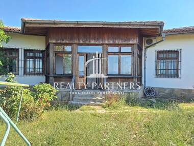 For sale - House in Emona,  Burgas