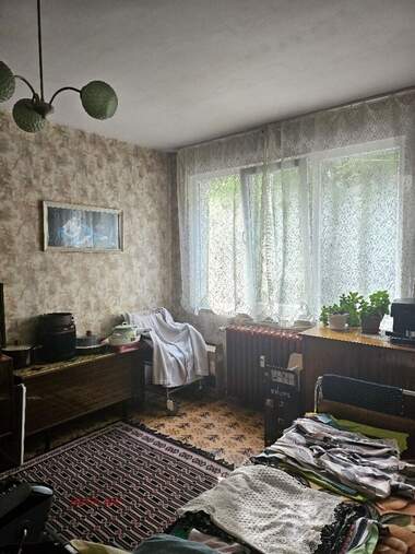 Продажа - Квартира в Център,  Перник
